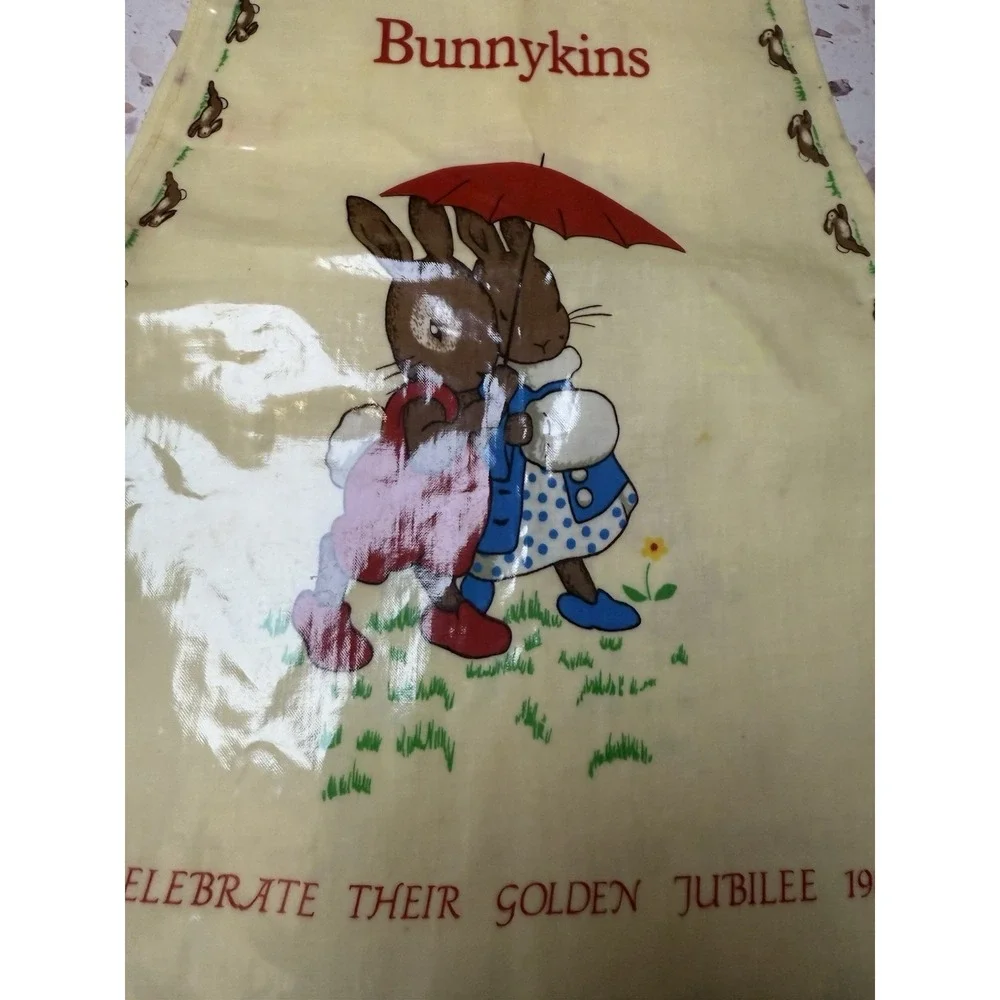 Vintage Bunnykins 1984 Golden Jubilee PVC Coated Apron Bib UK Doulton
